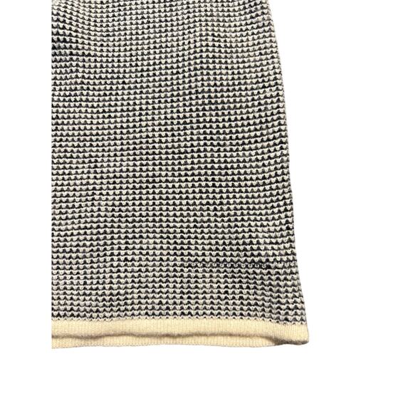 Sioni Women’s Skirt Sz small Black ivory Soft Knit Sweater Pull-On Pencil - Picture 3 of 9